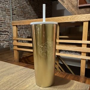 NWT Starbucks Gold Glitter Gradient Cold Cup 24 oz Holiday 2019